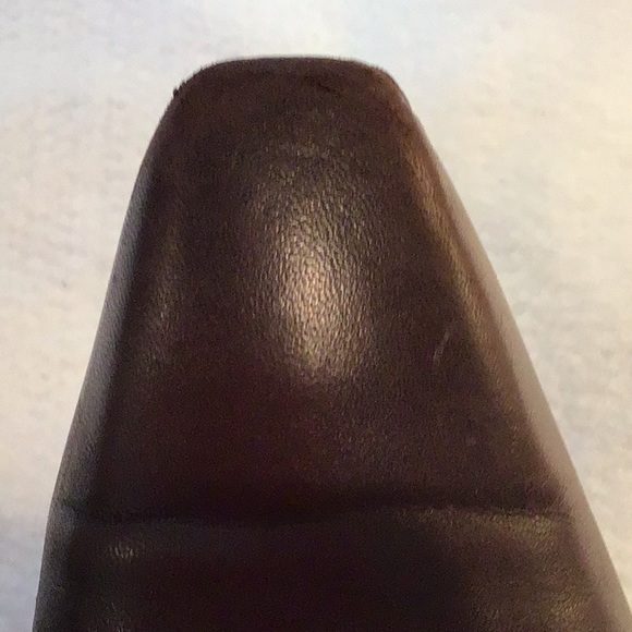 Yves Saint Laurent square toed pumps - Picture 5 of 6